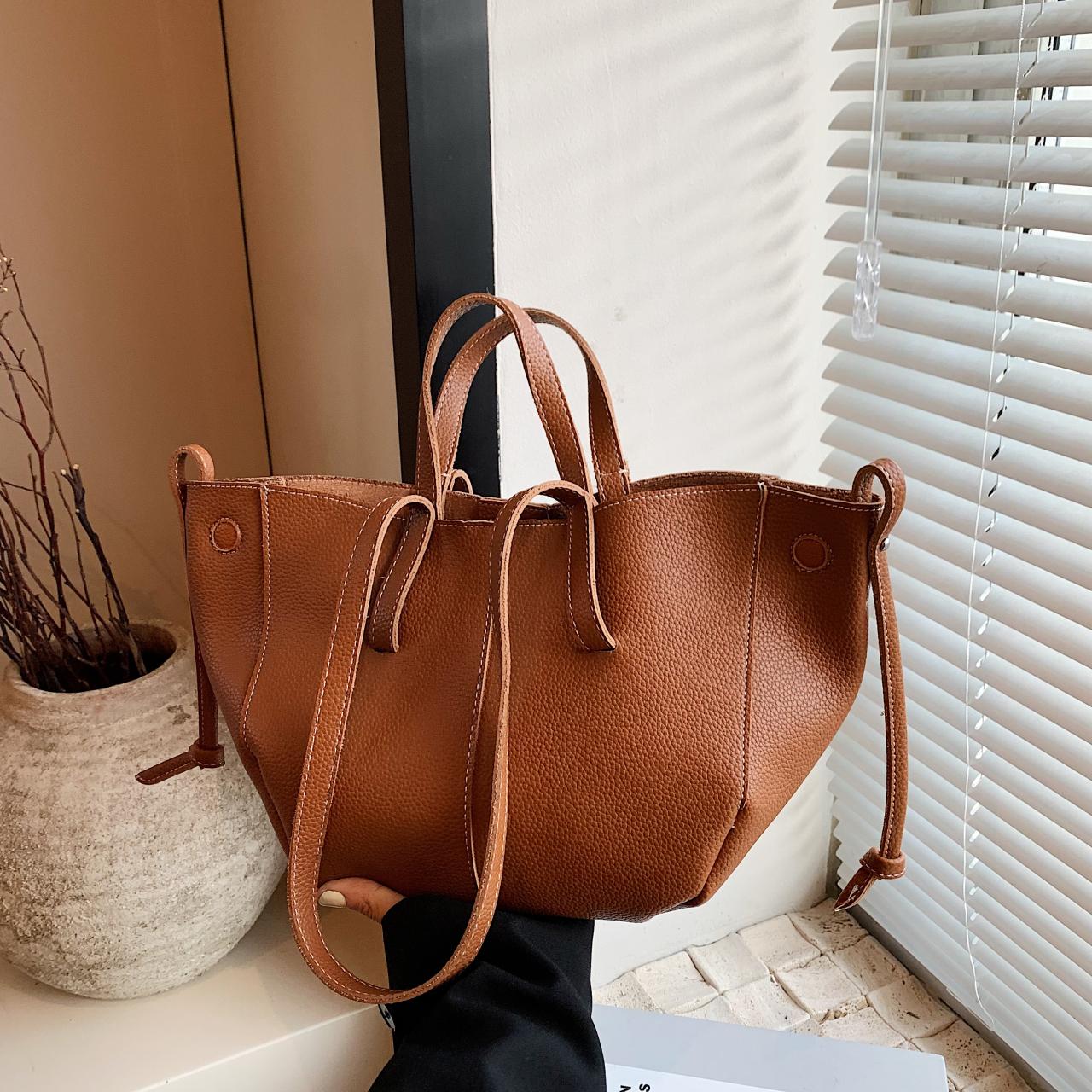 

Маленькая сумка для поездок на работу большой вместимости для женщин, новая осенняя сумка в стиле ретро, универсальная сумка-тоут