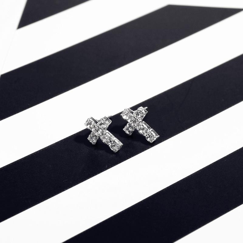 Luxury Sparkling Crystal Cross Earrings Party Earrings Women's Earrings 1 Pair