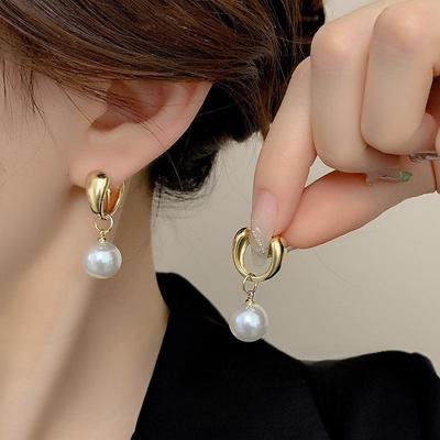 Retro Simulation Pearl Earrings Female Niche Design Personality Simple Everything Temperament Fashion Earrings