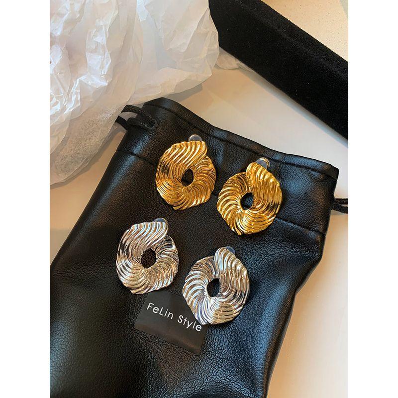 Accessible Luxury Exaggerated Asymmetrical Metal Texture Female Earrings