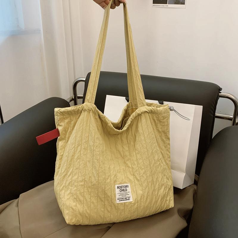 Bag Women's 2025 New Autumn Lazy Wind Red Canvas Casual Fashion Large Capacity One Shoulder Portable Tote Bag