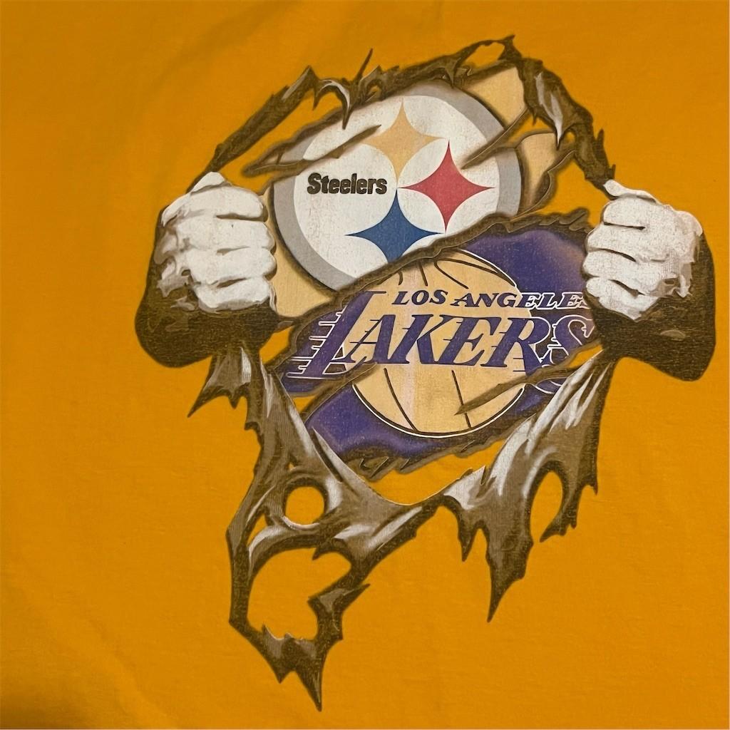 Pittsburgh Steelers x Los Angeles Lakers Graphic T-Shirt Gold Mens 2XL XL