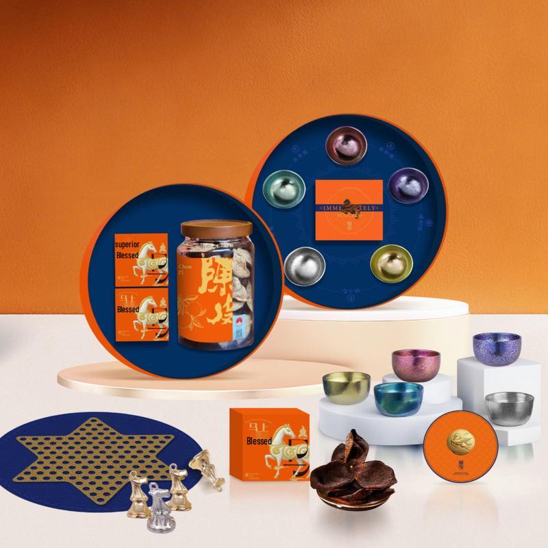 LUCAESS VALITOON New Year Tea Set