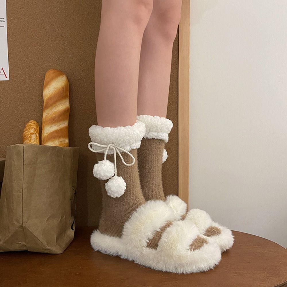 

Plush Balls Woolen Lolita Socks Lace Up Coral Fleece Socks Fashion Mid-Calf Tube Sock Women чорний