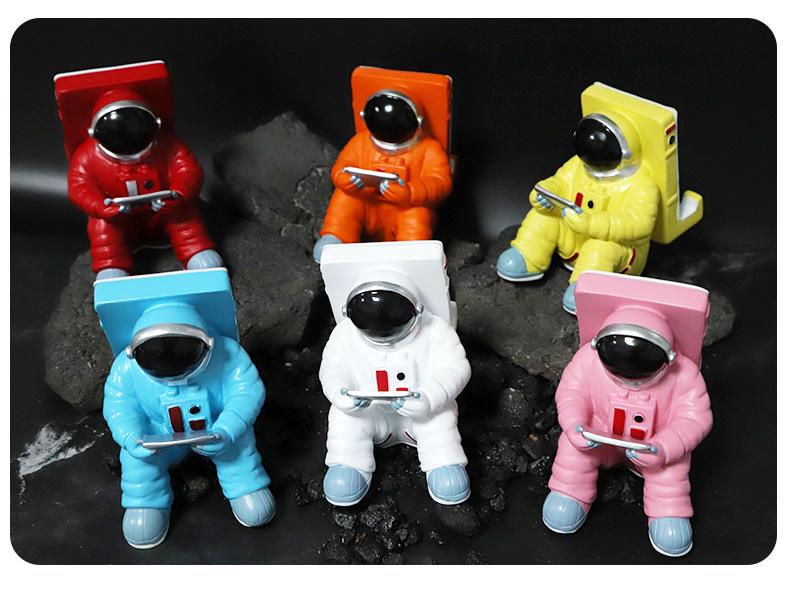 Cartoon Astronaut Telefoonhouder: Creatief Hars Ornament & Tabletstandaard voor Bureau