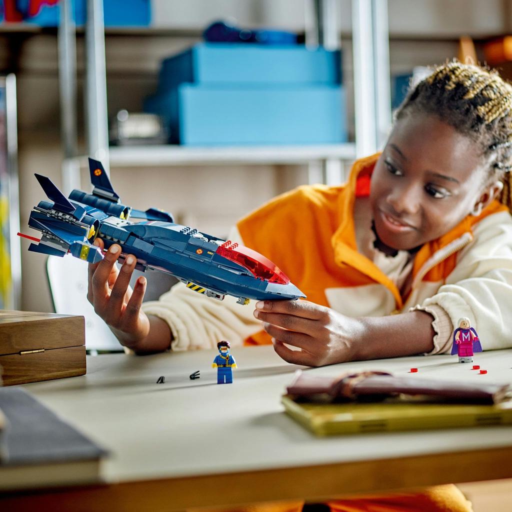 LEGO Super Heroes X-Men X-Jet Toy - Perfect Gift for Birthdays, Christmas, Boys, Girls, Children Ages 8, 9, 10, Elementary School Students - Marvel Go