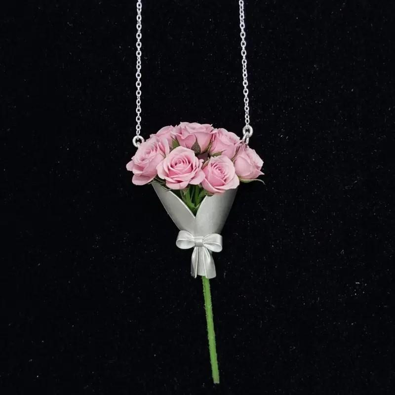 Elegant Wearable Flower Bouquet Clip Pendant Necklace for Women Trendy Romantic Gift for Mom Choker Party Jewelry Gifts