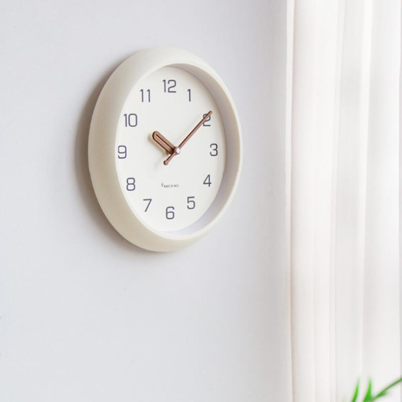 Silent Wall Clock Retro Battery Clocks Household Minimalist Art Hanging Watch Living Room Large Stylish Watches Accessories