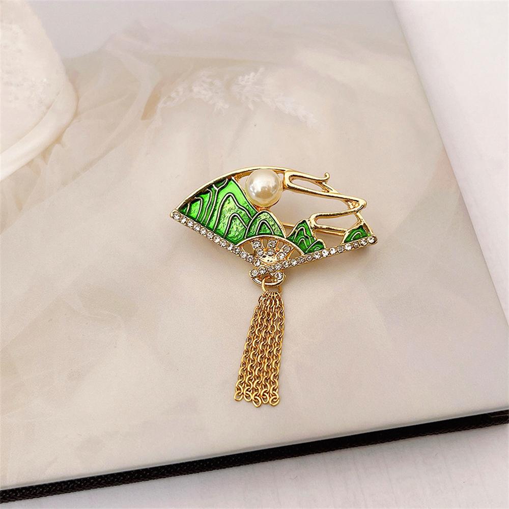 Retro High Imitation Pearl Imitation Enamel Drip Oil Tassel Fan Brooch Girl Group Fan Small Fresh Pin Accessory Chest Flower золотой