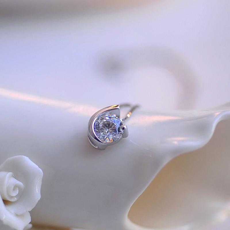 Korean Style Zircon Moon Bay Plated Necklace Pendant Women's Accessories