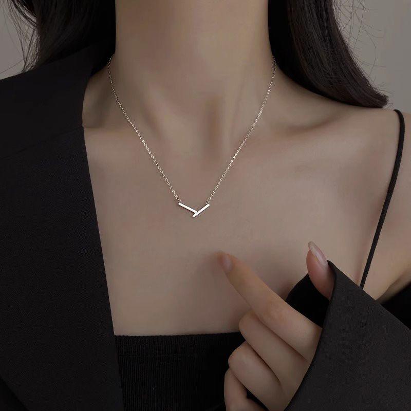 

Asymmetrical Necklace for Women Fancy Accessible Luxury Cold Style Geometric V-Shaped K-style Easiest for Match Trendy Clavicle Necklace Ornament V-shaped geometric necklace