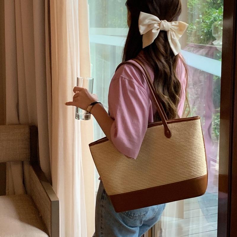 Neues Design Sommer Damen Taschen Große Kapazität Einzelne Schulter Achselhöhle Tragetaschen Modische Vintage Nische Strohgeflecht Taschen für Damen