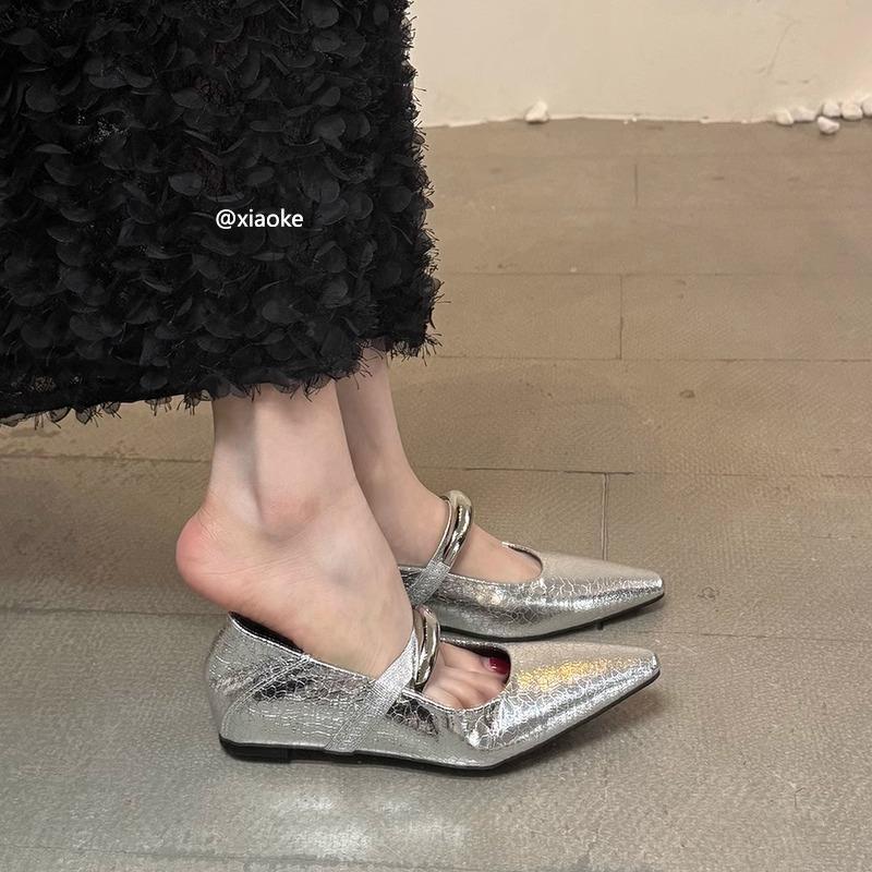 

Остроносые серебристые туфли-лодочки женские 2025 весна-лето с юбкой французские Мэри Джейн вечерние туфли маленькие кожаные туфли 39 серебряный