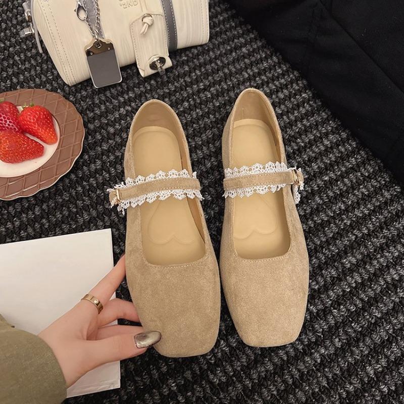 Hot Selling Shallow Mouth Retro Woman Shoes All-Match Female Footwear 2025 New Flat Retro Woman Shoes All-Match Female Footwear