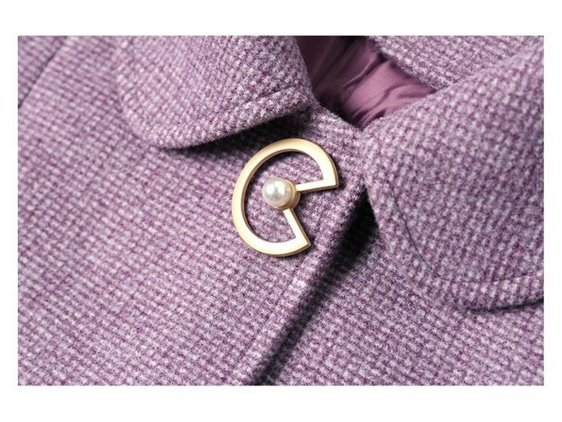 Spring & Autumn Outerwear for Middle-aged Women: Refined 2025 Style for 60-Year-Old Ladies.