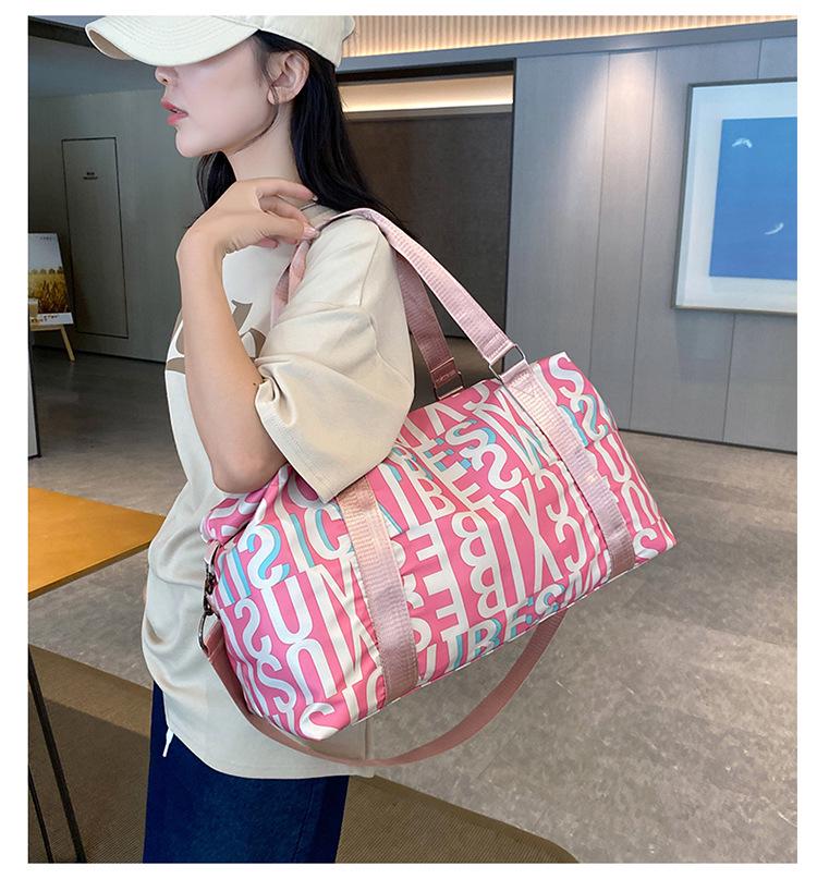 Multifunctional Yoga and Sports Travel Bag with Dry/Wet Separation, Large Capacity, and Trolley-Ready Design.