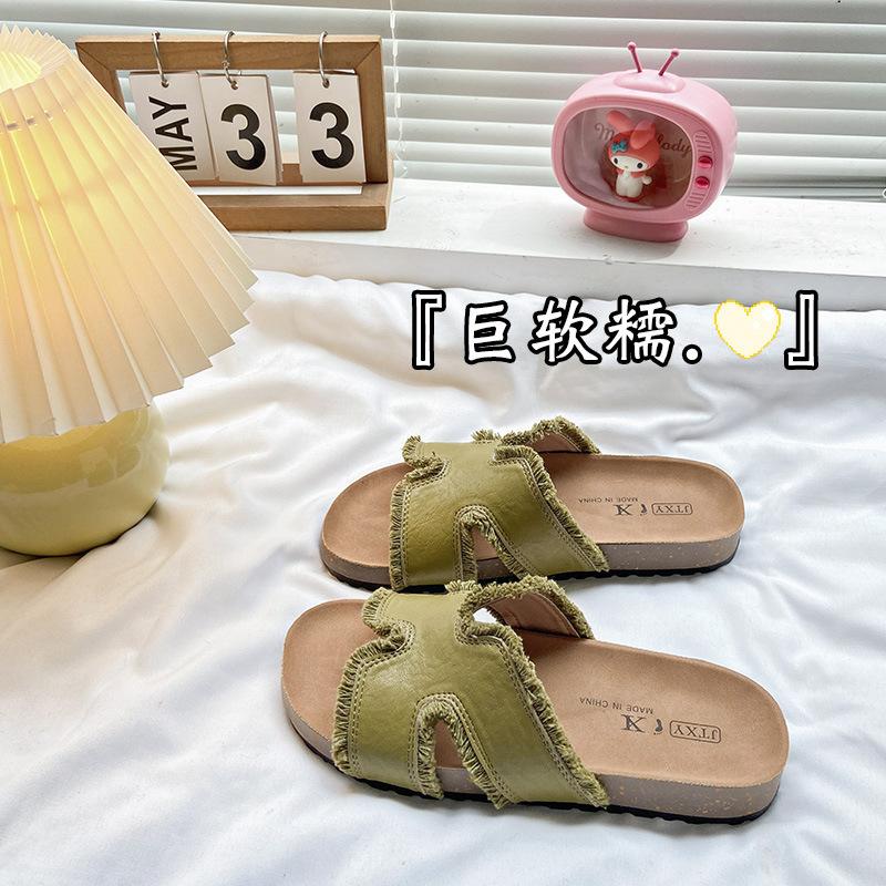 

Shoes 2025 half-fringed one-pedal slippers wear versatile spring and summer women s new lazy retro casual slippers 40 зелёный