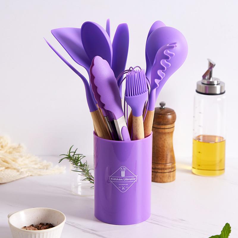 Silicone Kitchen Utensils Set Non-Stick Cookware for Kitchen Wooden Handle Spatula Egg Beaters Kitchenware Kitchen Accessories