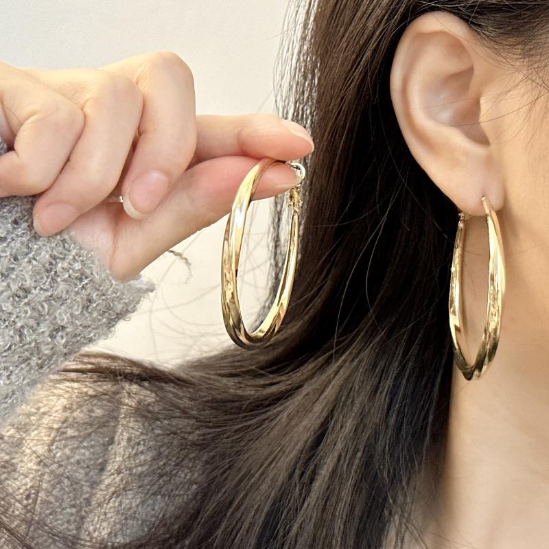 Trendige Ohrringe Creolen Ungleichmäßige Gestreifte Hiphop Rock Stil Ungewöhnliche Schlaufenohrringe Für Mädchen Täglichen Schmuck Geschenk