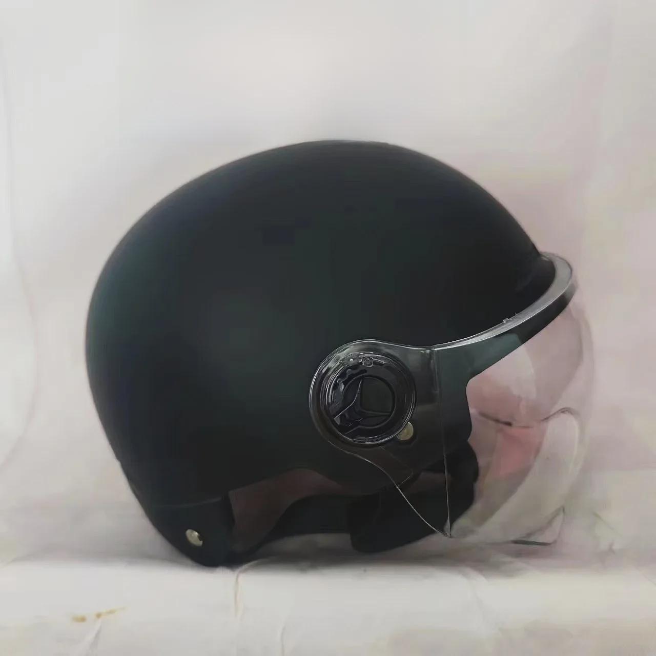 

Сертифицированный электрический шлем для мужчин и женщин — защита от солнца, езда на мотоцикле, все сезоны чёрный