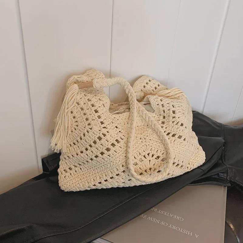 Knitted Retro Shoulder Bag with Inner Pocket – Fashionable Woven Commuter Handbag