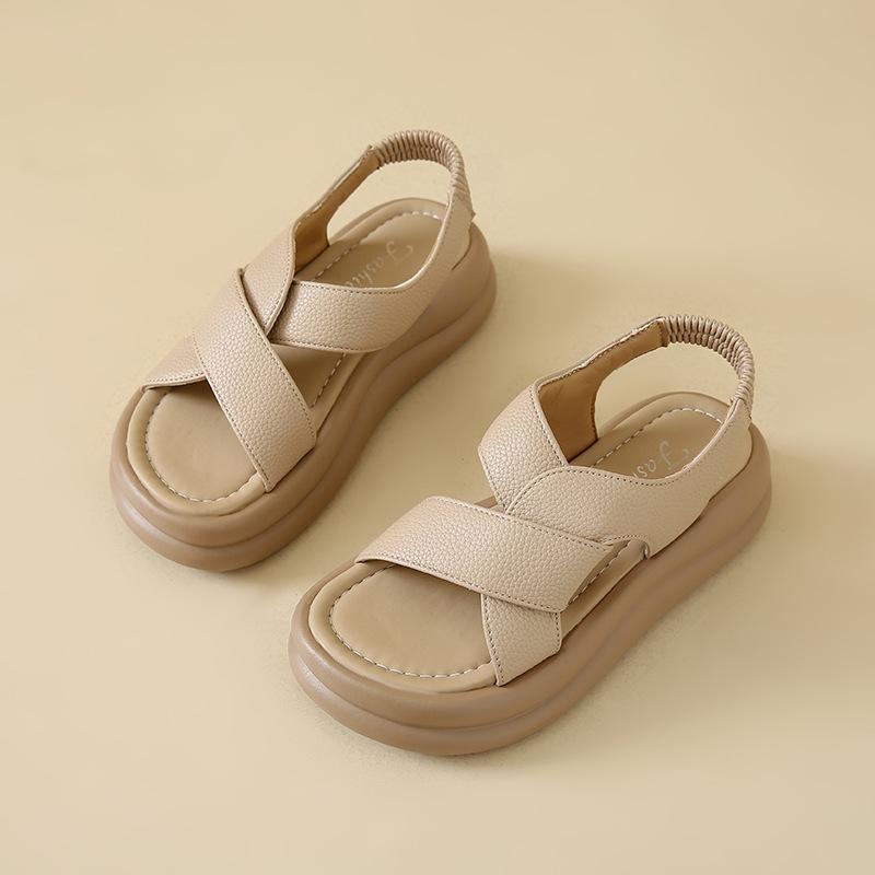Internet celebrity platform sandals women wear 2025 summer new ins trendy fashion versatile and thin skirt muffin shoes