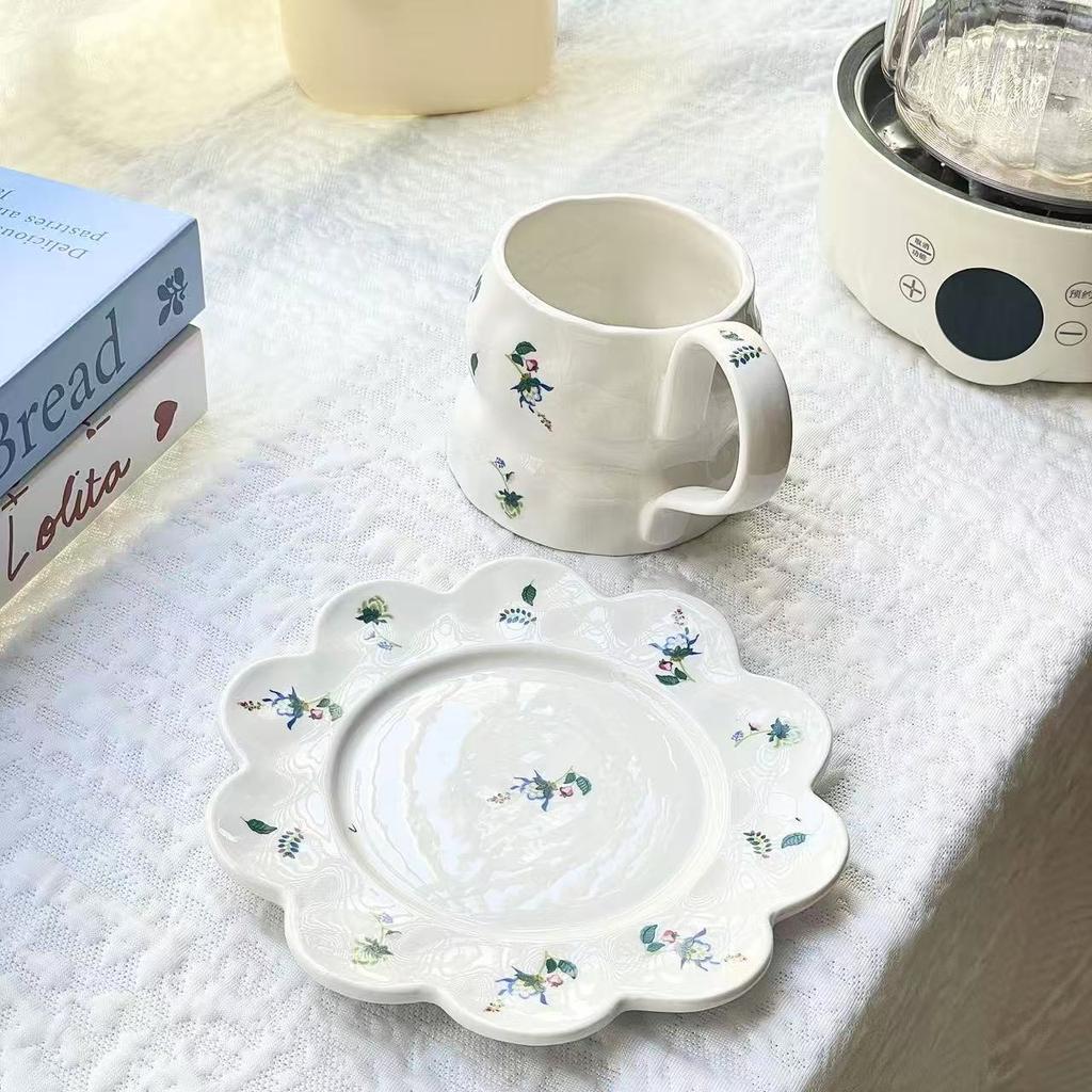 French Medieval High-value Mug Hand-painted Flower Ceramic Cup Saucer Cute Girl Personalized Coffee Cup with Water Cup