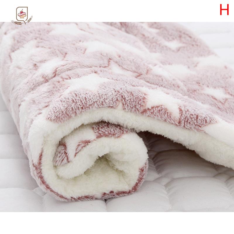 Soft Fluffy Pet Dog Blanket Cute Star Printing Pet Mat Warm Breathable Skin Friendly Cats And Dogs Bed Blanket Pet Supplies
