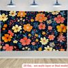 2D flaches orangefarbenes florales Muster Wandteppich Lebendige Blumen Dunkler Hintergrund Wandbehang Zeitgenössische Wohnkultur