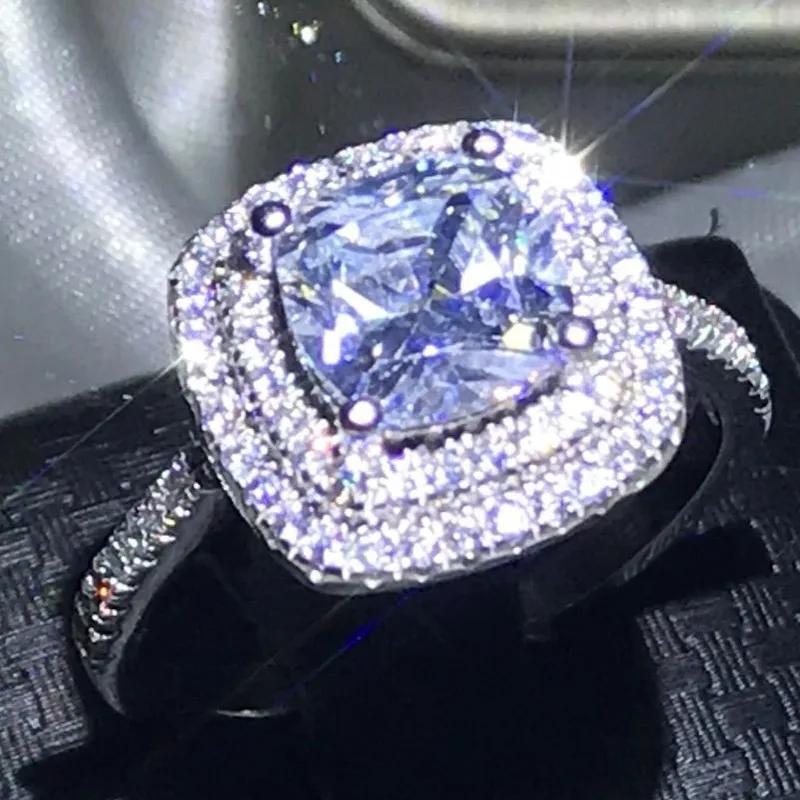 Lovers Ring for Women Sparkling Classical Jewelry 925 Sterling Silver Laboratory Moissanite Wedding Female Band Ring Gift