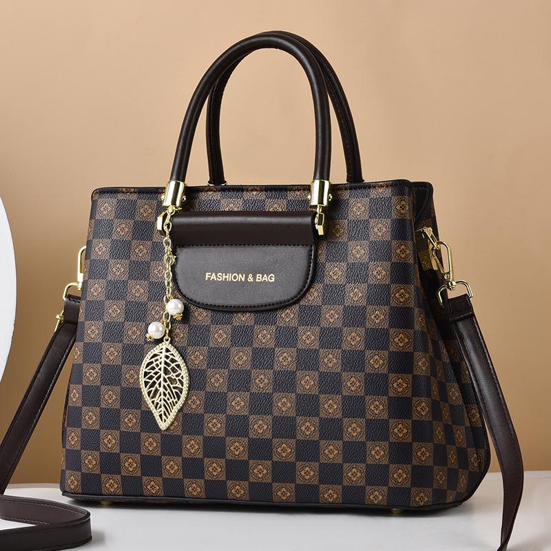 Bag messenger bag women's 2025 new versatile large-capacity handbag fashion shoulder bag women's bag women's bag