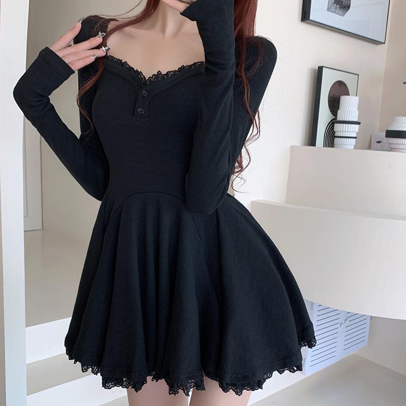 

Острое Девушка Зимнее Похудение Плиссированное Платье А-силуэта с Длинным Рукавом Medium чёрный