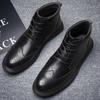 Botas de Cano Alto Estilo Britânico Botas de Ferramenta Quentes com Botas de Pelo Calçados para Homem Tendência Preto Bonito Botas de Couro Calçados Masculinos