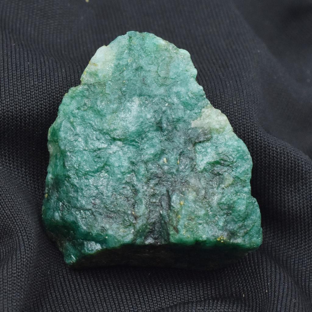 Natural CERTIFIED 150.23 Ct Colombian Green Emerald Rough Lot Loose Gemstone