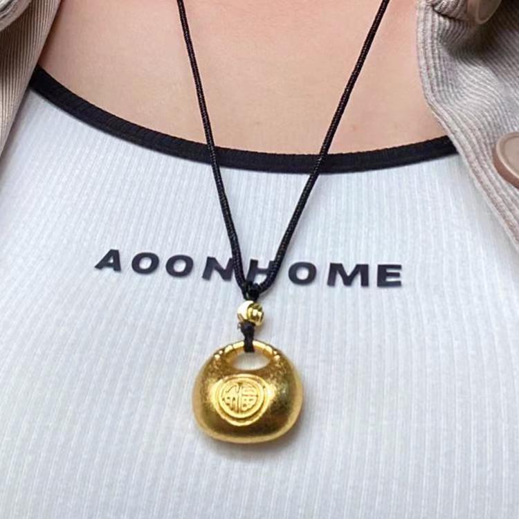 Vietnamesischer Sandgold Buddha Anhänger: Vergoldetes Maitreya Flammen Design