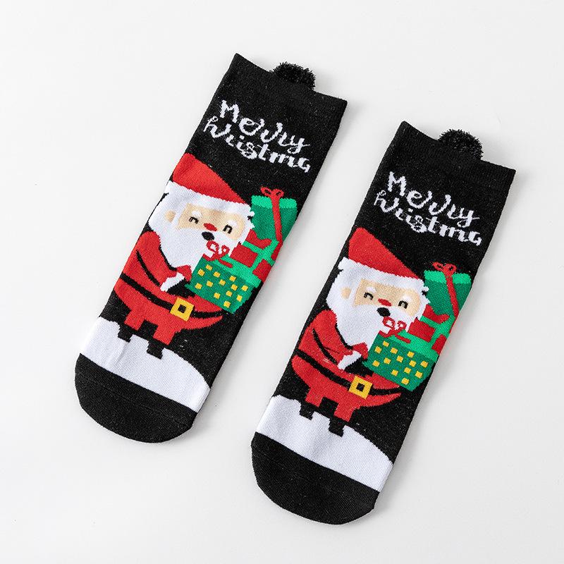 Cute Elk Cartoon Socks with 3D Ears – Red, Cotton for Autumn & Winter, Japanese Style, Perfect for Christmas