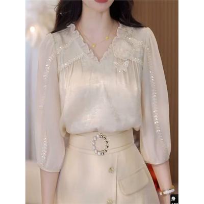 2025 New Clean and Thin Versatile Shirt Temperament High-end Elegant Fashion V-neck Shirt