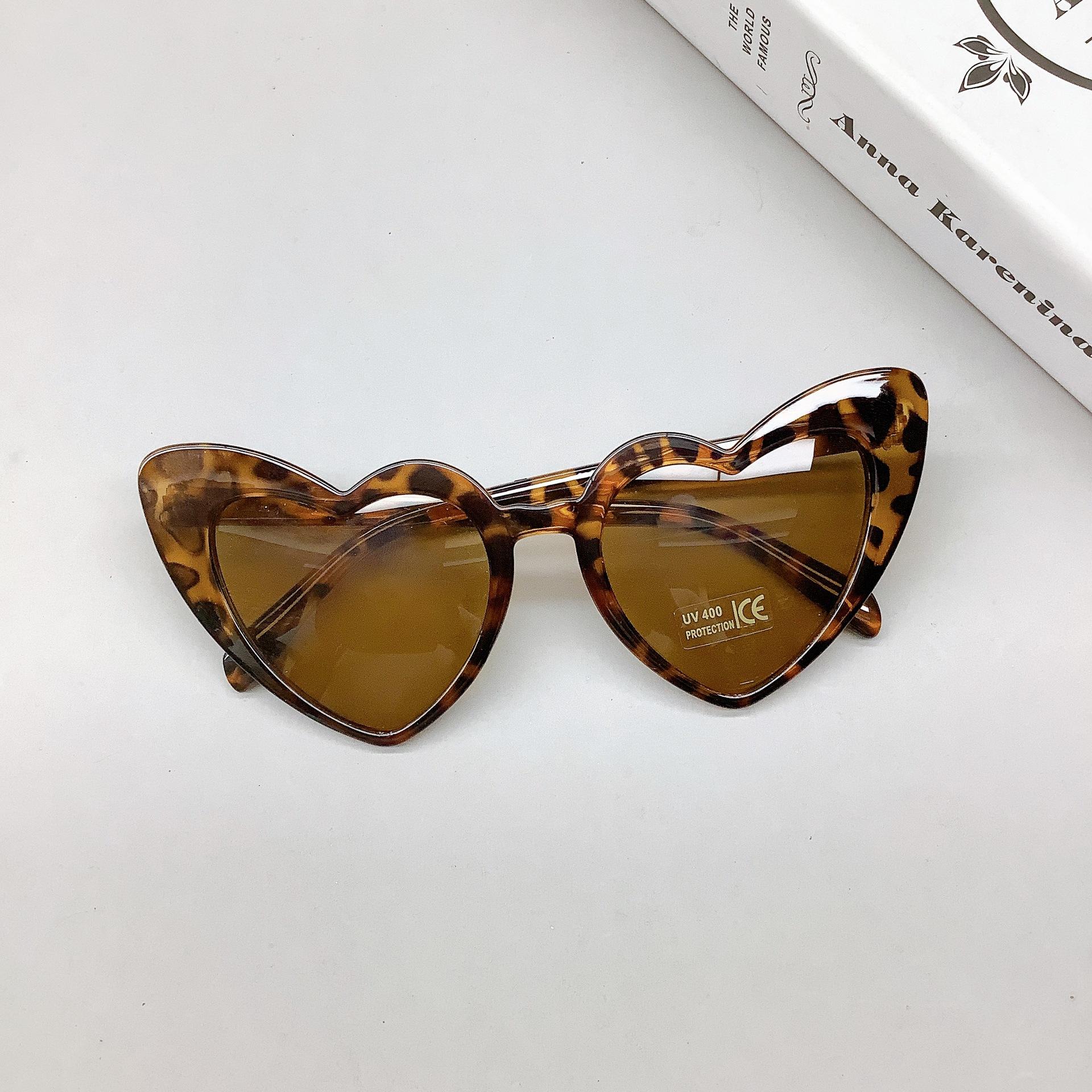 

Модные солнцезащитные очки Love Adult, симпатичные солнцезащитные очки Peach Heart, трендовые очки с защитой от ультрафиолета для мужчин и женщин цветной печати леопарда