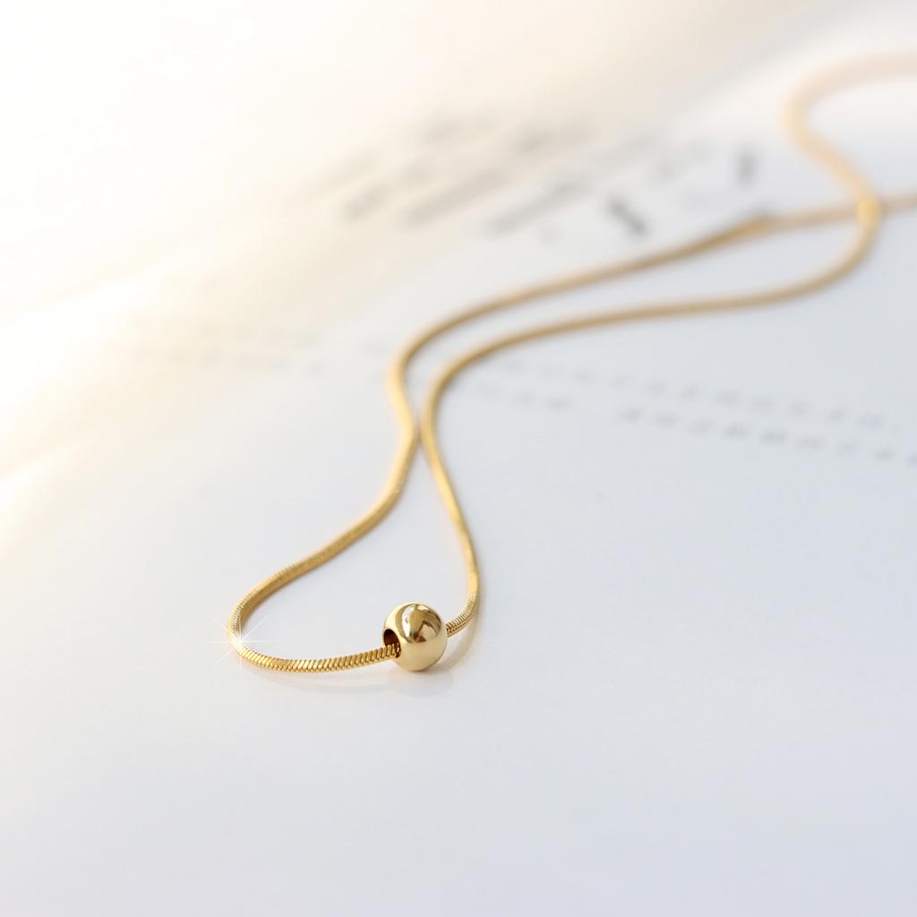 Simple High‑End Titanium‑Steel Small‑Round‑Bead Women Necklace, Fashion Light‑Luxury Small‑Golden‑Bean‑Pendant Collarbone Neck Chain