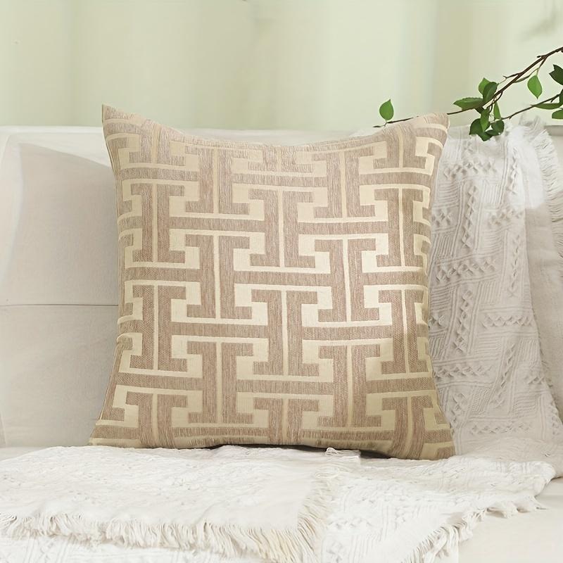 100%Polyester 1 Piece of Geometric Patterned Chenille Jacquard Pillowcase for Spring, Summer, Autumn, and Winter Seasons