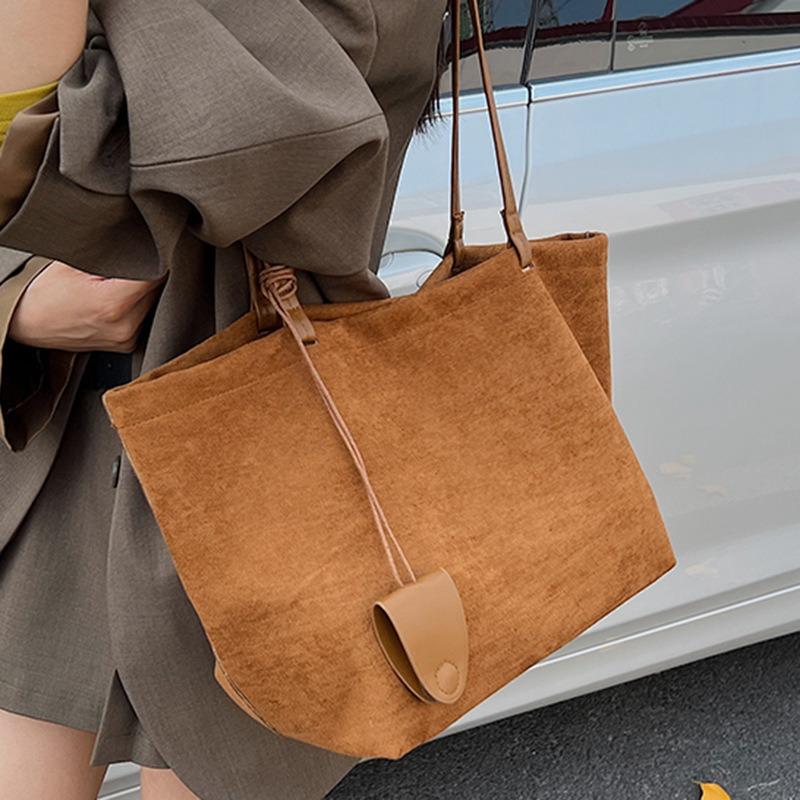 Large capacity bag women's autumn new retro fashion shoulder bag commuter tote bag