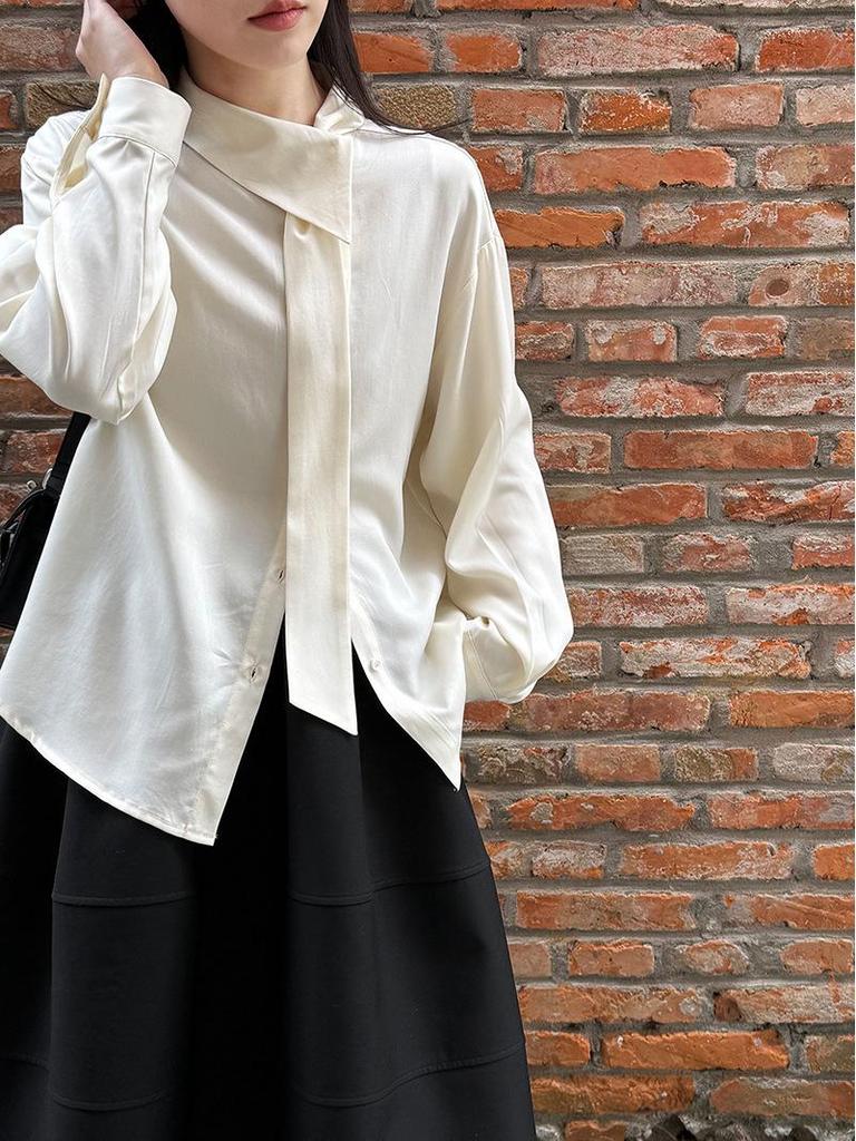 LUXI French Design Silk Tie-Up Collar Elegant Women's Spring Top