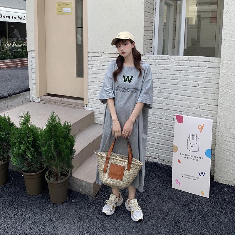 Loose-fitting Large-sized Women's Round-neck Short-sleeved T-shirt Dress, Long Laid-back Style Dress, Knee-length Sleeping Dress