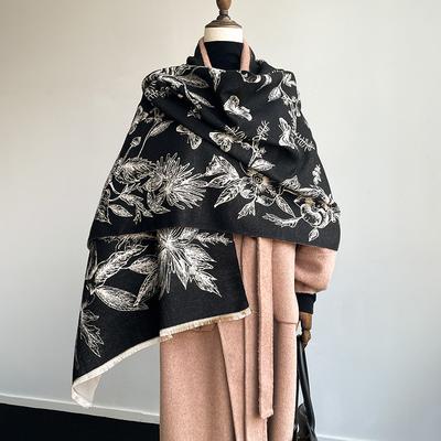 Accessoires – Schals & Tücher