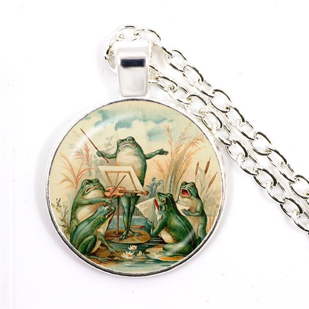 Handmade Vintage Frog Fairy Pendant Necklace Glass Cabochon Fashion Women Charm Jewelry Necklaces and Chains Female