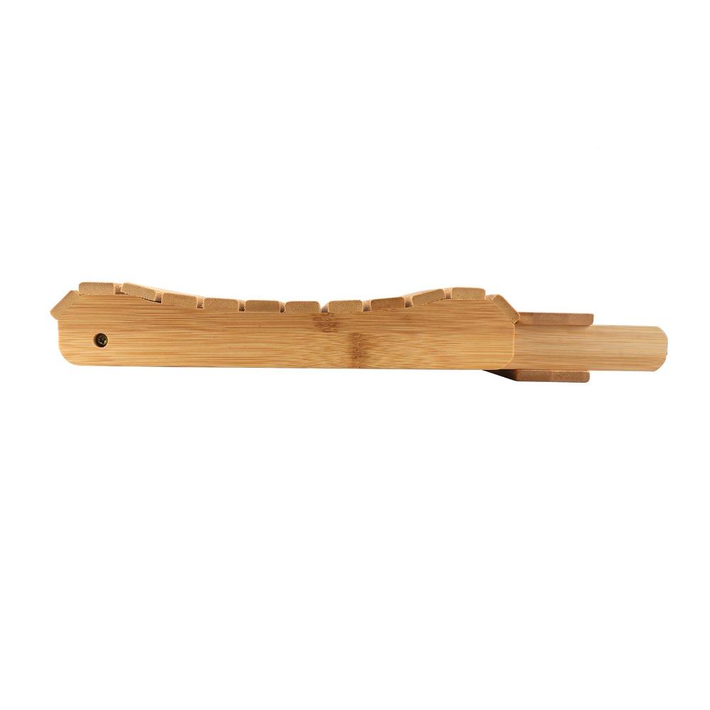 Umweltfreundlicher Holzfarbener Klapphocker Quadratische Form Leichter Kleiner Hocker Faltbares Design Tragbarer Sitz Campingaktivität