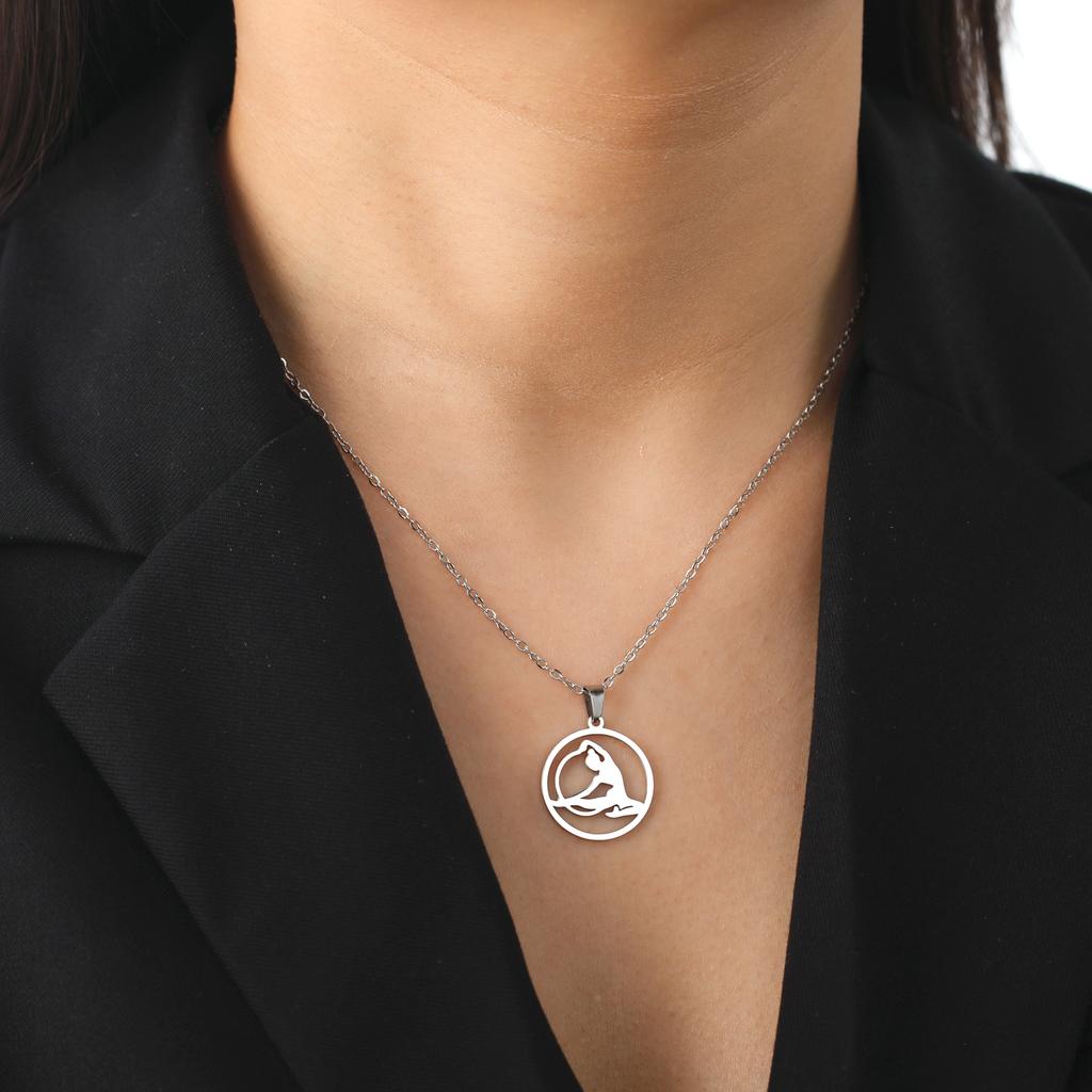 Teamer Gymnast Stainless Steel Necklace for Women Artistic Gymnastics Round Pendant Chian Choker Athlete Jewelry Birthday Gifts