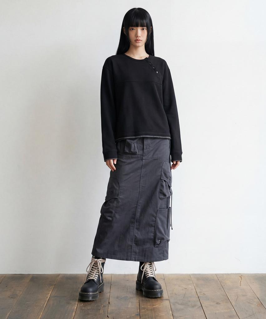 Awodeijeu Layered Stripe Henley Neck Long Sleeve [Black]