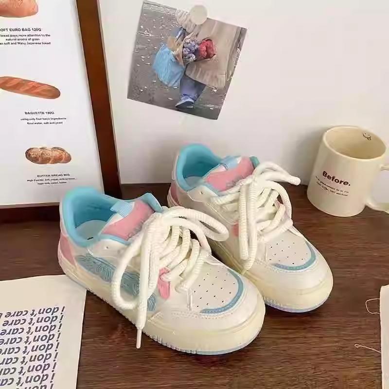 Popular dopamine niche design sense little white shoes women's 2025 spring new cute pink board shoes sneakers