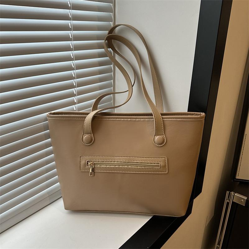 Trendy Urban Minimalist Pu Tote Bag For Women With Spacious Design For Everyday